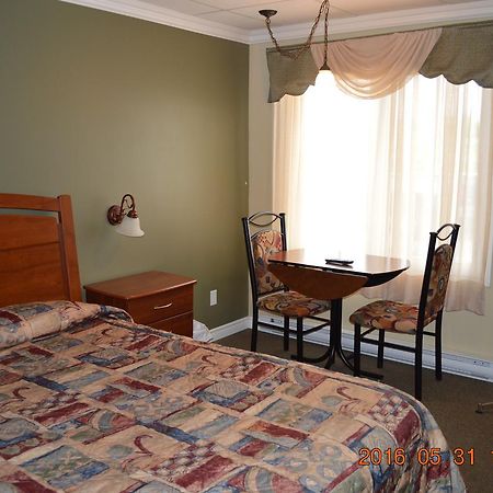 Motel-Auberge Hélene Victoriaville Extérieur photo