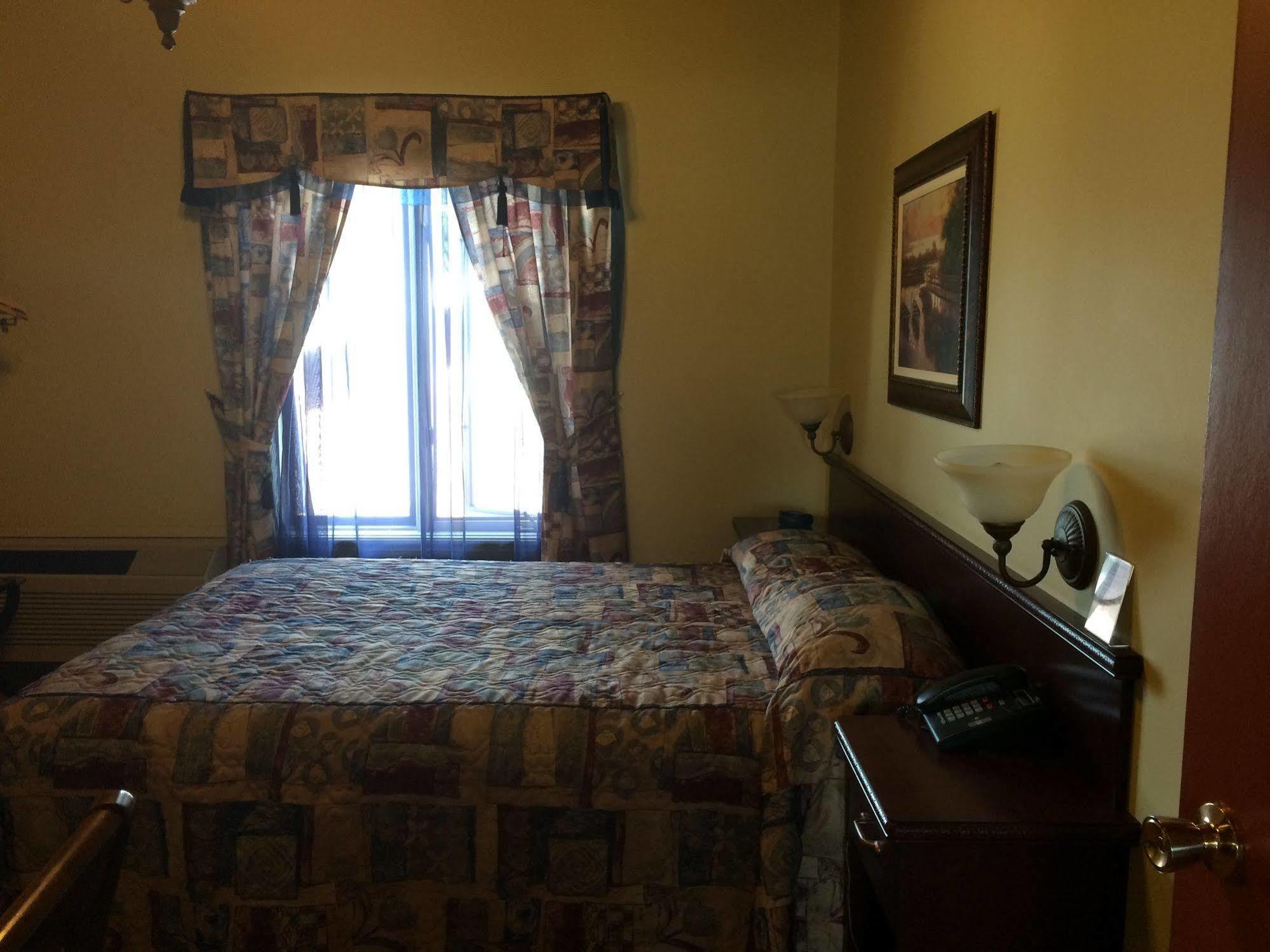Motel-Auberge Hélene Victoriaville Extérieur photo